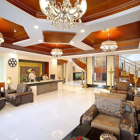 Hotel Port Palace Ковалам Екстер'єр фото